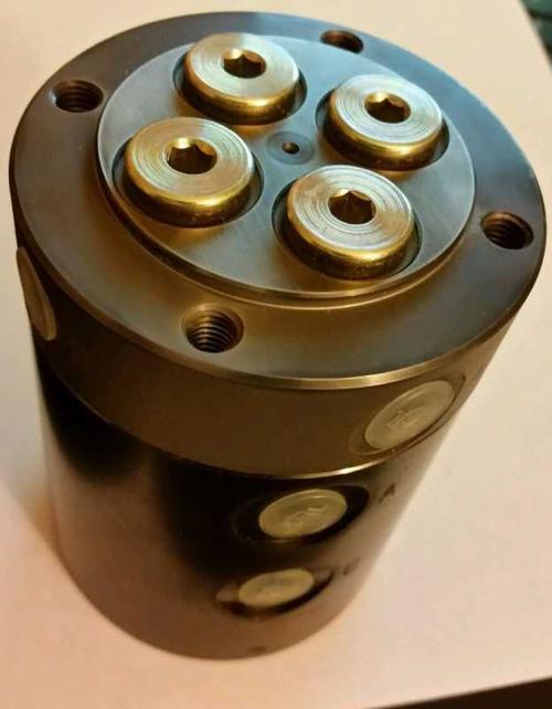 本公司還供應上述產品的同類產品: 旋轉接頭